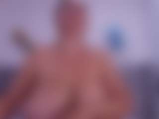 Live cam show with timk-bella - Ride Torso on 1on1-livenow