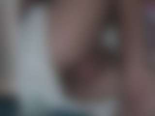 axel-ag05's Live Sex Cam Show