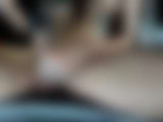axel-ag05's Live Sex Cam Show