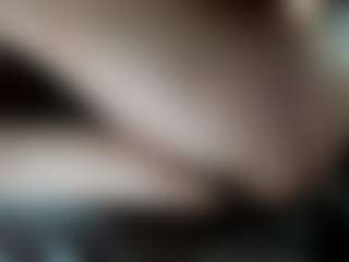 axel-ag05's Live Sex Cam Show