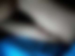 axel-ag05's Live Sex Cam Show