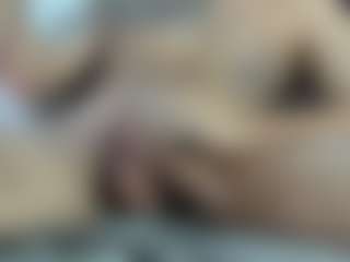 axel-ag05's Live Sex Cam Show