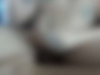 Live cam show with axel-ag05 - Tease on livesuperchat.net