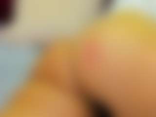 Live cam show with LindaInsatiable - Ass Bouncing on Dare Cams