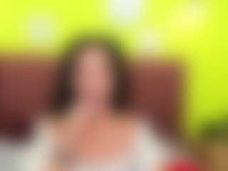 LindaInsatiable's Live Sex Cam Show