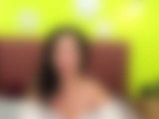 LindaInsatiable MILF webcam performer live streaming