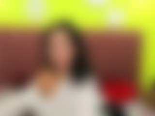 LindaInsatiable MILF webcam performer live streaming