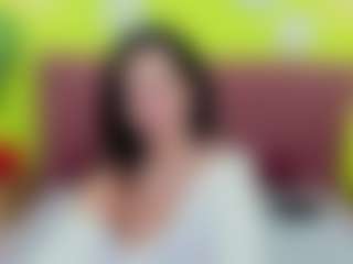 Live cam show with LindaInsatiable - Middle Aged on milfzrlive.com
