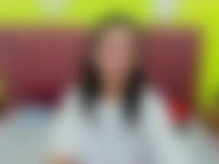 LindaInsatiable MILF webcam performer live streaming