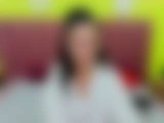 LindaInsatiable MILF webcam performer live streaming