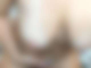 LindaInsatiable's Live Sex Cam Show