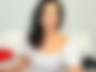 Live cam show with LindaInsatiable - Nipple Piercings on Soda Cam