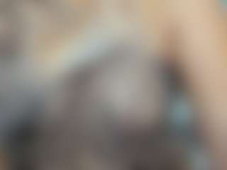 LindaInsatiable's Live Sex Cam Show