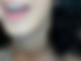 LindaInsatiable's Live Sex Cam Show