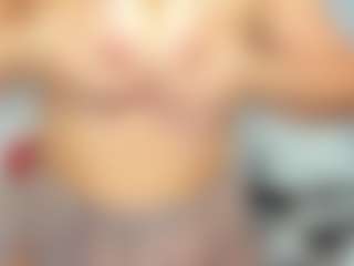 LindaInsatiable's Live Sex Cam Show