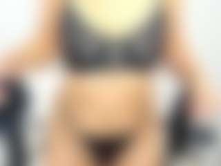 LindaInsatiable's Live Sex Cam Show