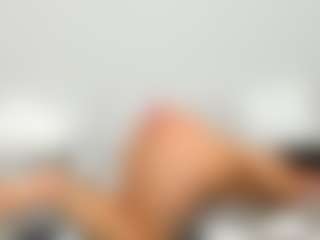 LindaInsatiable's Live Sex Cam Show