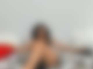 LindaInsatiable's Live Sex Cam Show