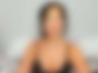 LindaInsatiable's Live Sex Cam Show