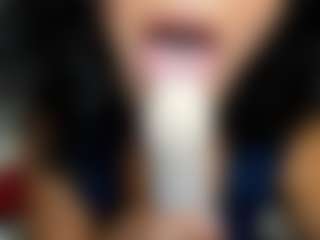 LindaInsatiable's Live Sex Cam Show