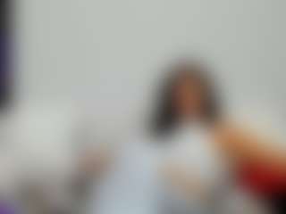 LindaInsatiable's Live Sex Cam Show