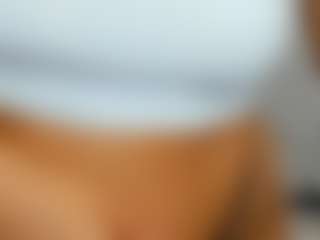 LindaInsatiable's Live Sex Cam Show