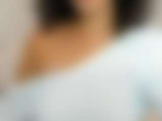 Live cam show with LindaInsatiable - Oil on xfollow cams