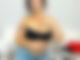 LindaInsatiable's Live Sex Cam Show