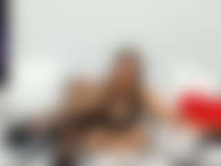 LindaInsatiable's Live Sex Cam Show