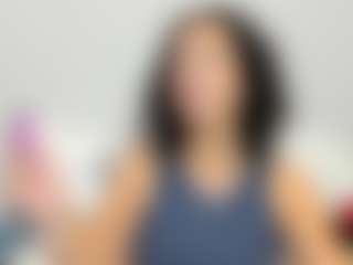 LindaInsatiable's Live Sex Cam Show