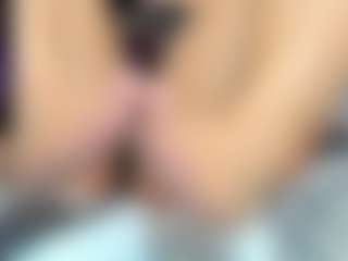 LindaInsatiable's Live Sex Cam Show
