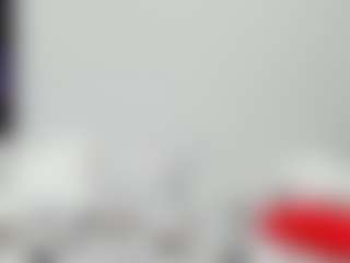 Live cam show with LindaInsatiable - Spank MILF on madthumbs