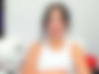 LindaInsatiable's Live Sex Cam Show