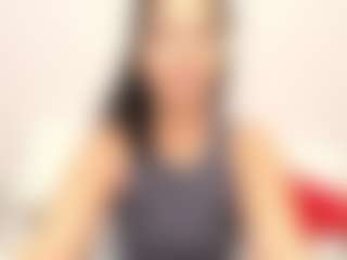 Live cam show with LindaInsatiable - Squirt MILF on Camsoda