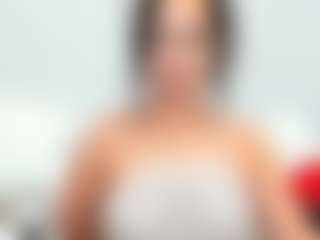 LindaInsatiable's Live Sex Cam Show