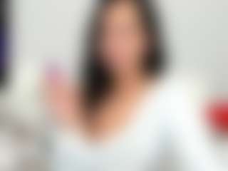 Live cam show with LindaInsatiable - Brown Eyes Curvy on PervPlay.com