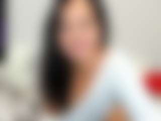 Live cam show with LindaInsatiable - Cute on live18s.com