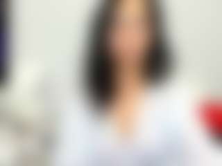 Live cam show with LindaInsatiable - Normal on milfzrlive.com