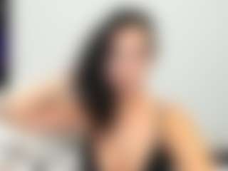 Live cam show with LindaInsatiable - Shaved Pussy MILF on instabang