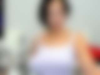 LindaInsatiable's Live Sex Cam Show
