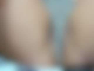 LindaInsatiable's Live Sex Cam Show