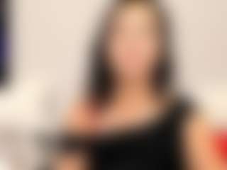 LindaInsatiable MILF webcam performer live streaming