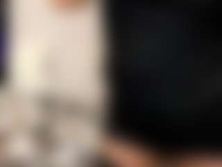 Live cam show with LindaInsatiable - Full Nudity on xheatlive.com