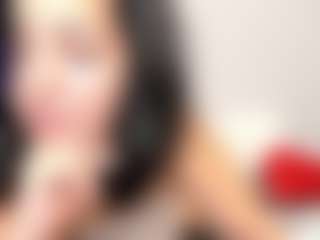 LindaInsatiable's Live Sex Cam Show