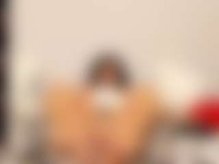 LindaInsatiable's Live Sex Cam Show