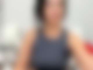 LindaInsatiable's Live Sex Cam Show