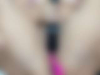 LindaInsatiable's Live Sex Cam Show