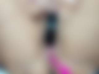 LindaInsatiable's Live Sex Cam Show