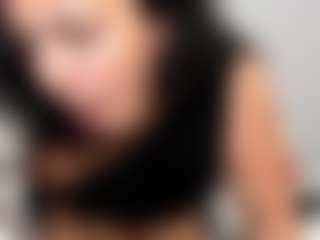 LindaInsatiable's Live Sex Cam Show