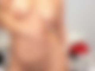 LindaInsatiable's Live Sex Cam Show